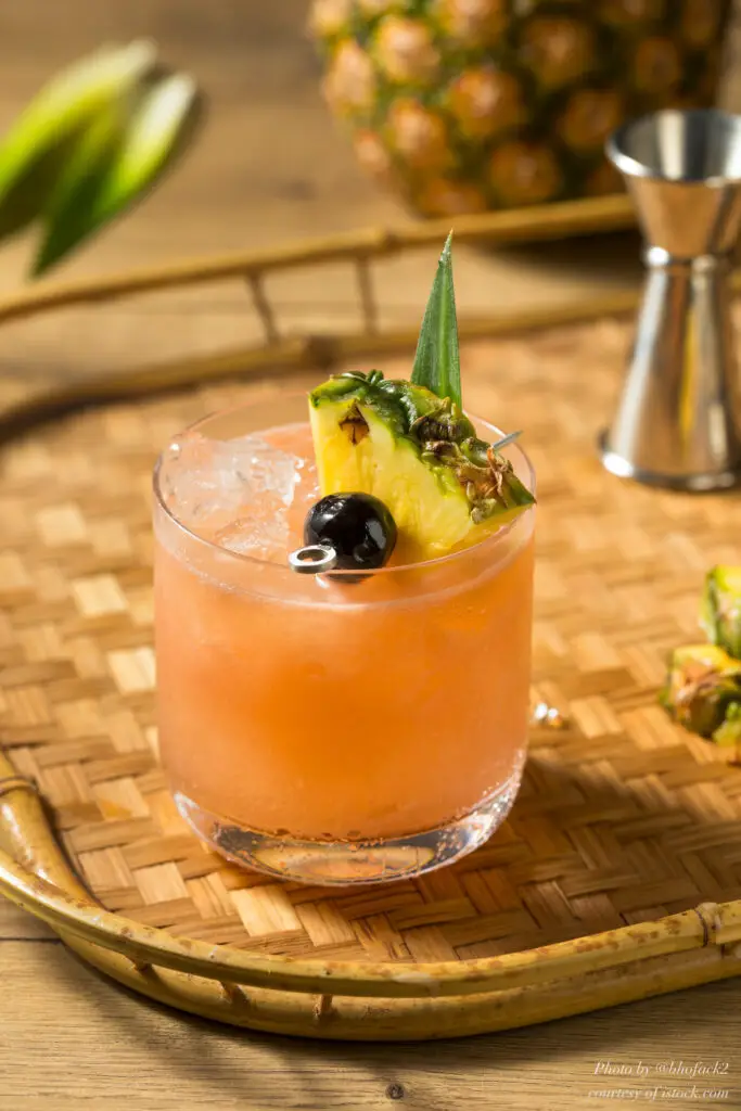 Mai Tai Cocktail Recipe — THE SHAKEN COCKTAIL