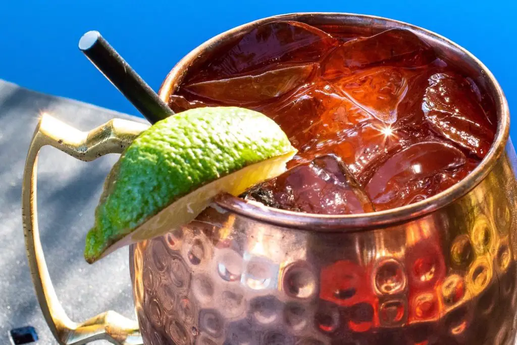Celebrate World Whiskey Day With These 16 Refreshing Whiskey Cocktails &Mdash; The Shaken Cocktail Kentucky Mule Cocktail With Bourbon Ginger Beer And Lime Juice