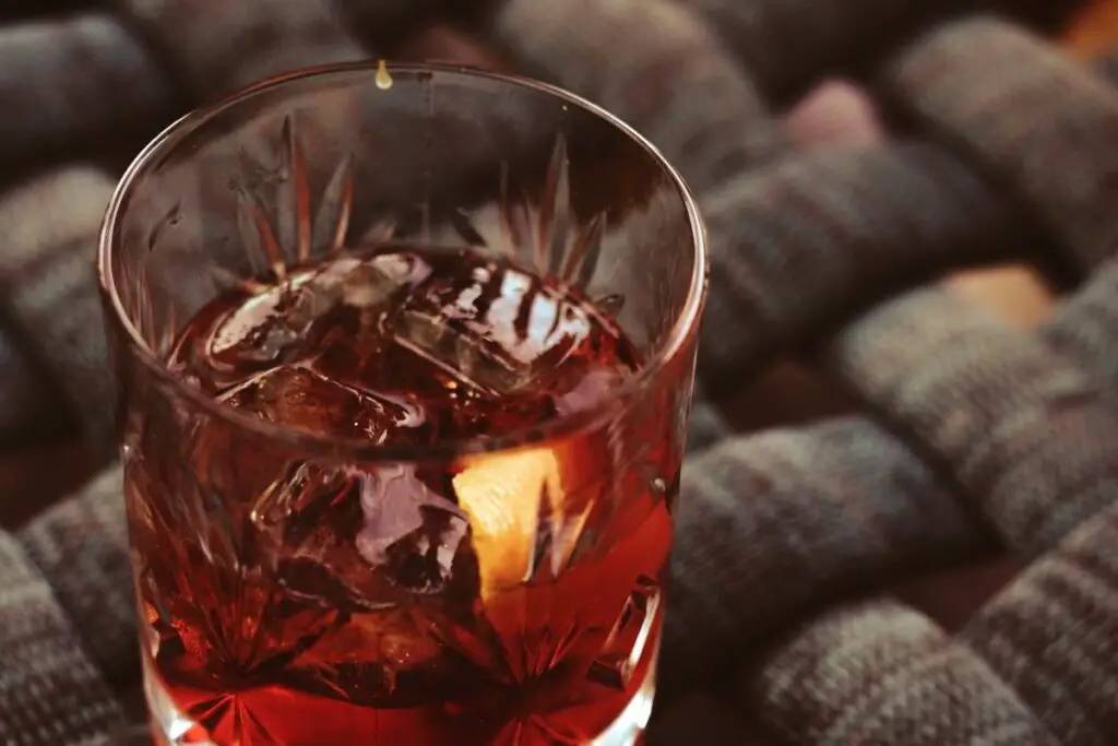 9 Variations On The Negroni And Its History &Mdash; The Shaken Cocktail Negroni Cocktail With Gin Sweet Vermouth And Campari