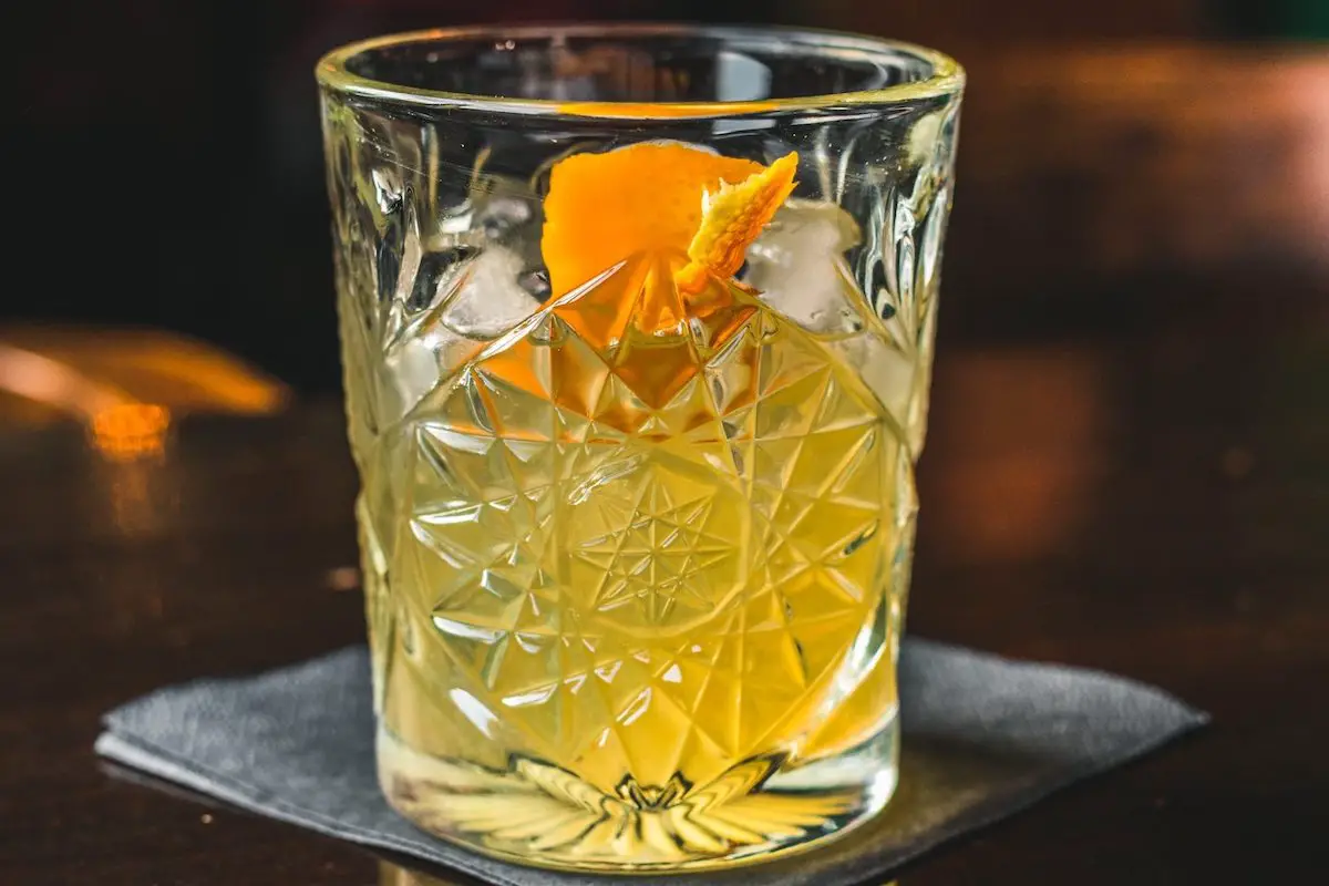 11 Blanc Vermouth Cocktails And How To Use It — THE SHAKEN COCKTAIL