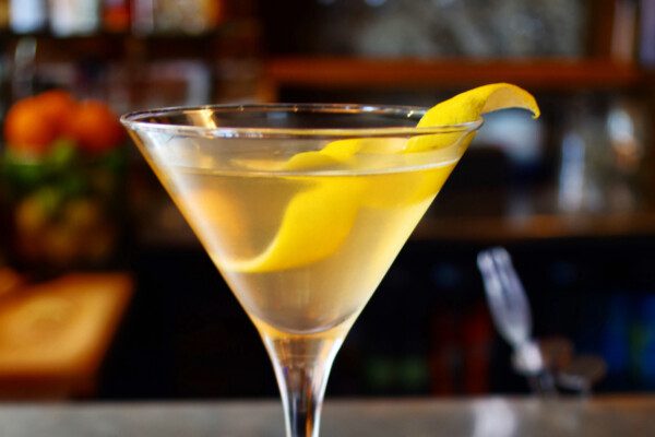 7 Of The Many Martini Recipe Variations And Its History &Mdash; The Shaken Cocktail Smoky Martini With Gin And Scotch